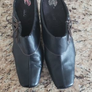 New Aerosoles Black & Brown heels mules size 10